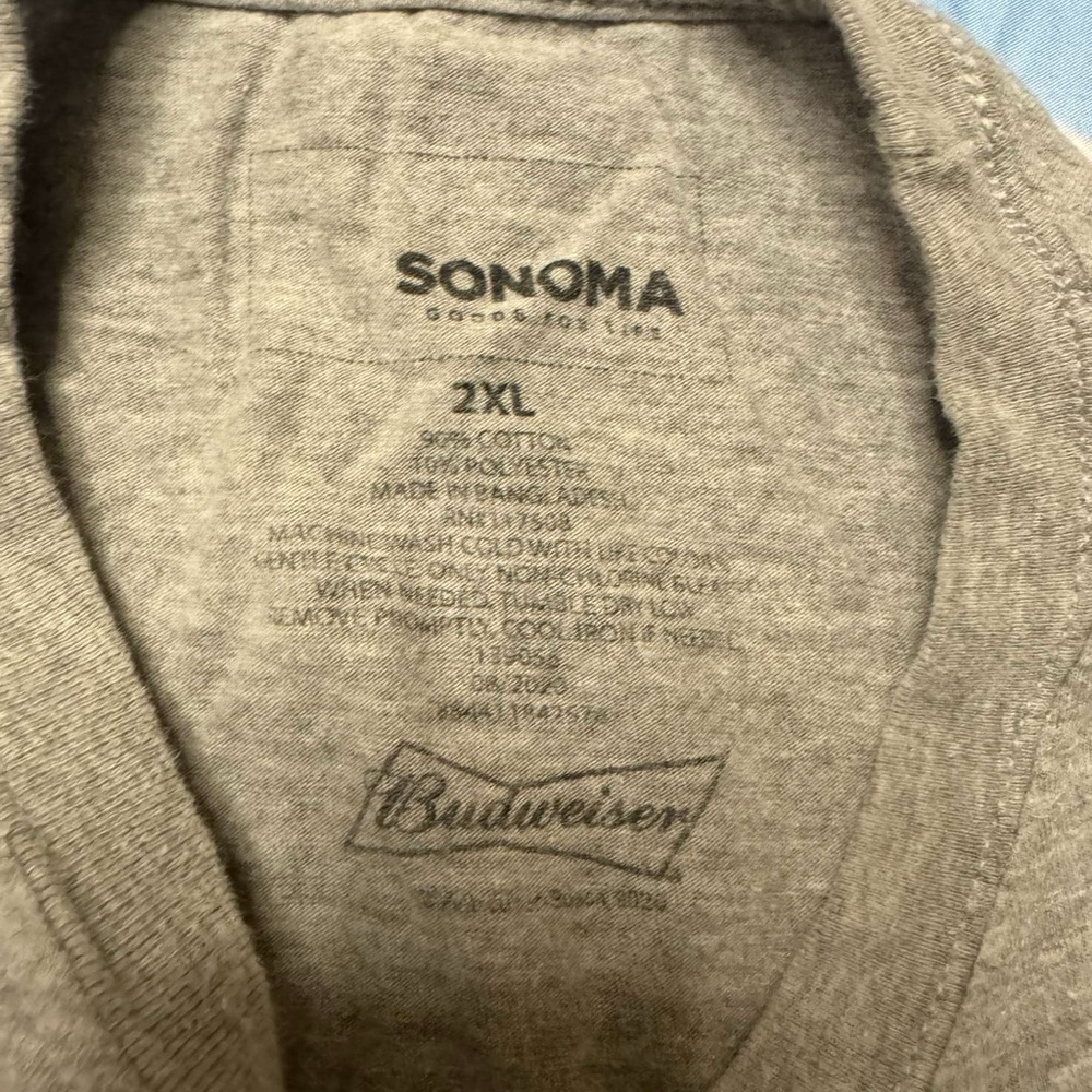 Budweiser Tee - Picture 5 of 7